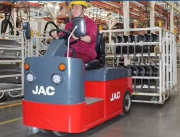 Çin Endüstriyel Elektrikli Çekici Traktör Kompakt Yapı 3000 Kg Yükleme Kapasitesi Tedarikçi