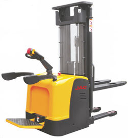 Depo 1.2 ton Ride Elektrikli Stacker Kamyon Dar Koridor Forklift Kademesiz Hız Kontrolü Alternatif Akım 1200Kg Tedarikçi
