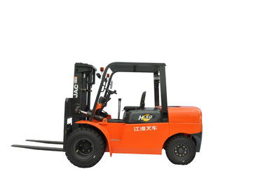Çin Dizel Powered Ağır Hizmet Forklifti, Yük Kapasitesi 6 Ton Forklift 3m - 6m Kaldırma Yüksekliği Fabrika